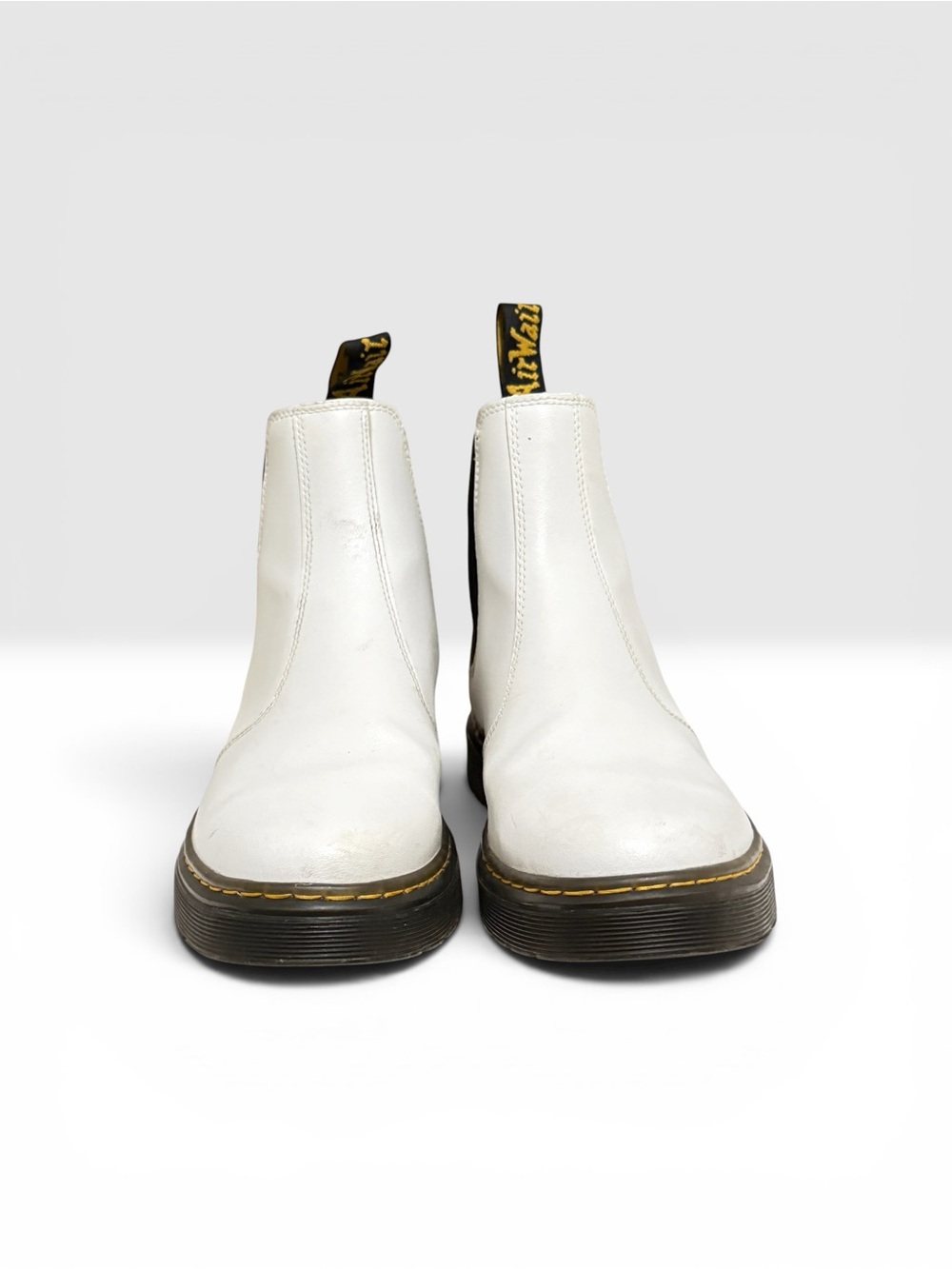 Dr. Martens 2976 White Smooth Leather Chelsea Boots Yellow Stitch,Women’s size 8